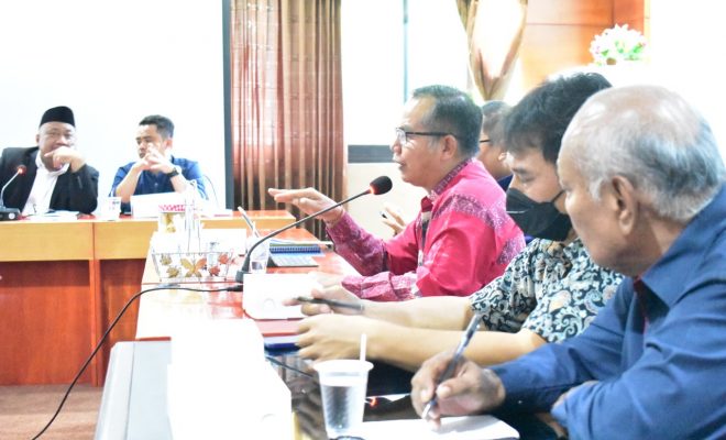 Rapat Kerja Bersama Komisi 5 DPRD NTB. - Dinas Tenaga Kerja ...